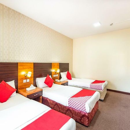 דובאי Central Paris Hotel, Baniyas Square מראה חיצוני תמונה